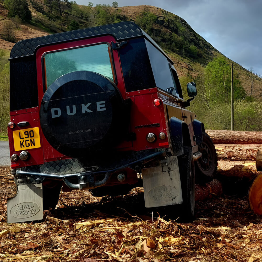 NAME your 4x4 – Personalised Wheel Covers
